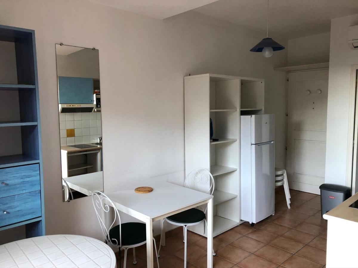 50m Plage T2 Grande Terrasse Vue Mer Climatisé Piscine Chauffée, Parking clos gratuit Sanary-sur-Mer Esterno foto